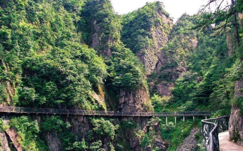 沙漠中寻宝