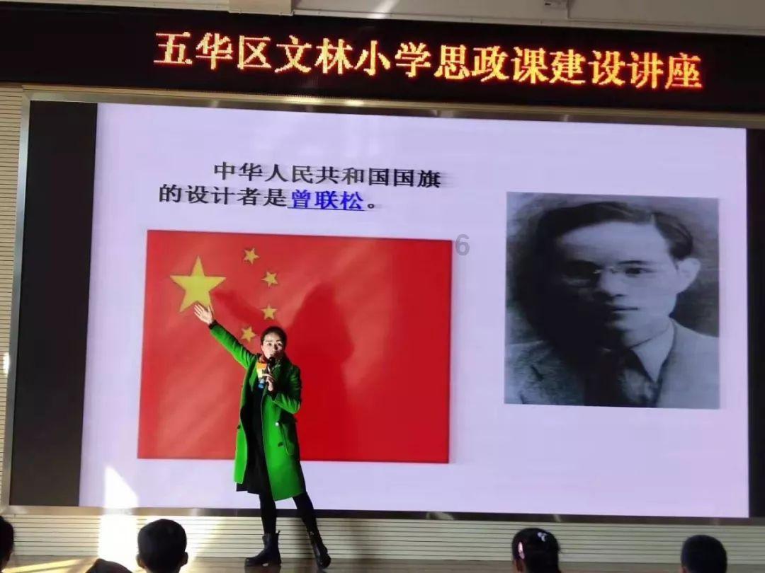 苏菲亚和安伯的休闲装
